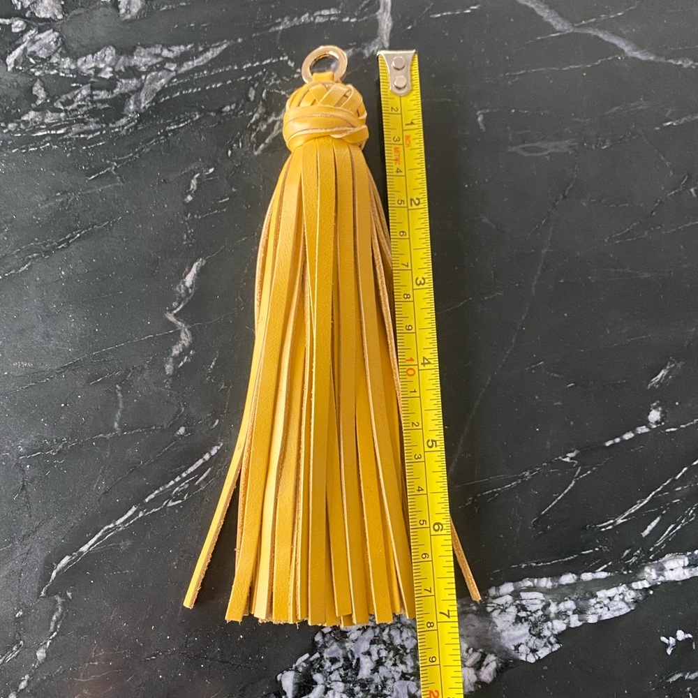 MARK & GRAHAM Leather Tassel Keychain - Picture 2 of 2